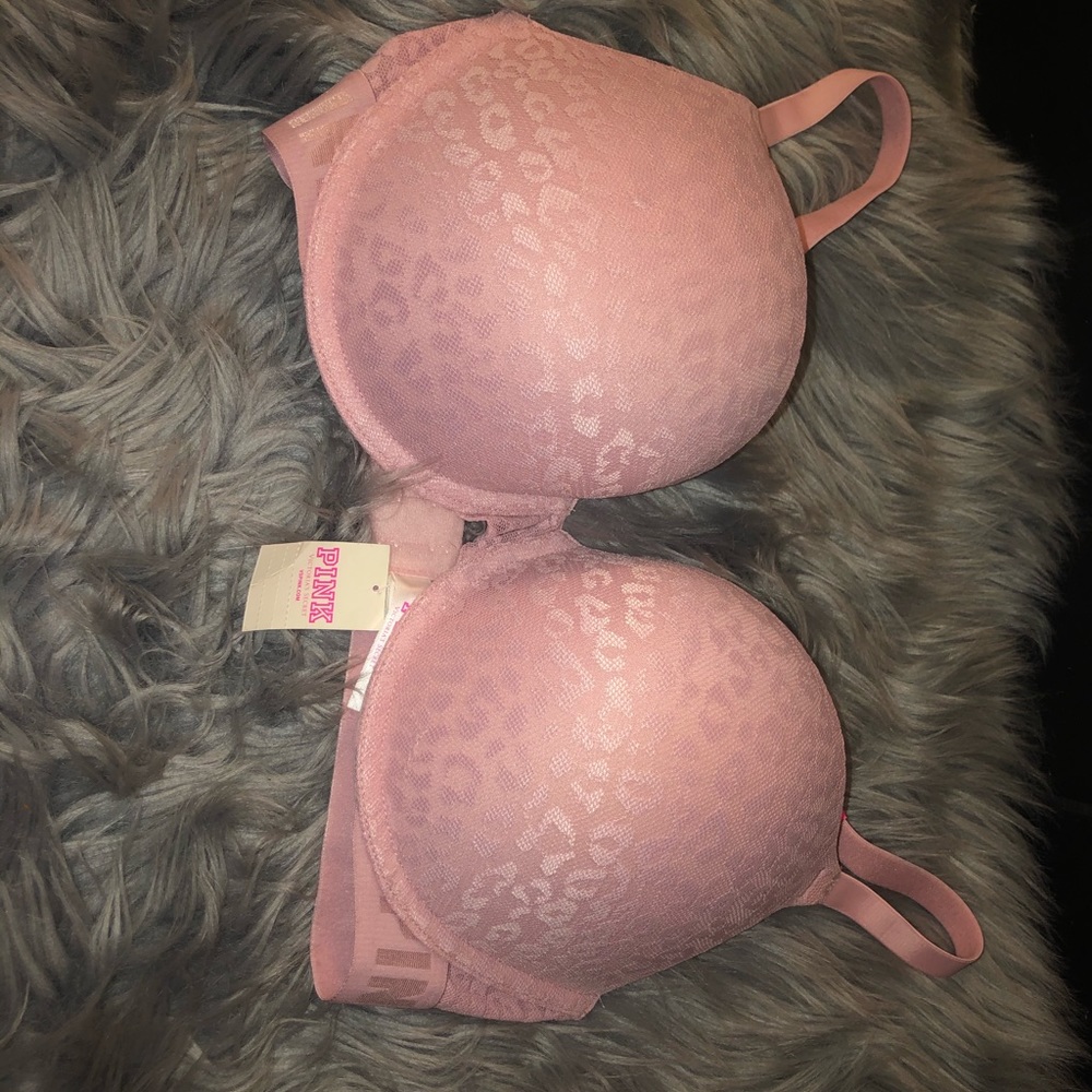 VS PINK push up Bra (Brand New)